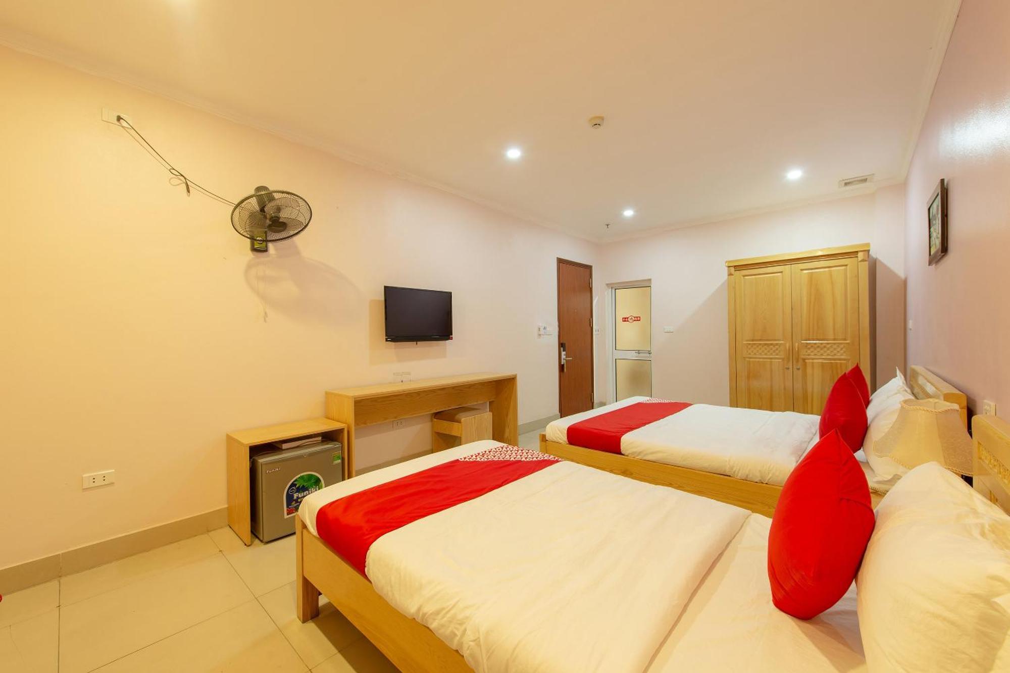Capital O 417 Truong Son Hotel Hanoi Eksteriør bilde