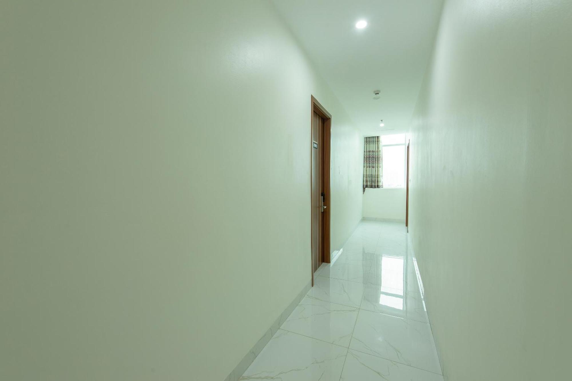 Capital O 417 Truong Son Hotel Hanoi Eksteriør bilde