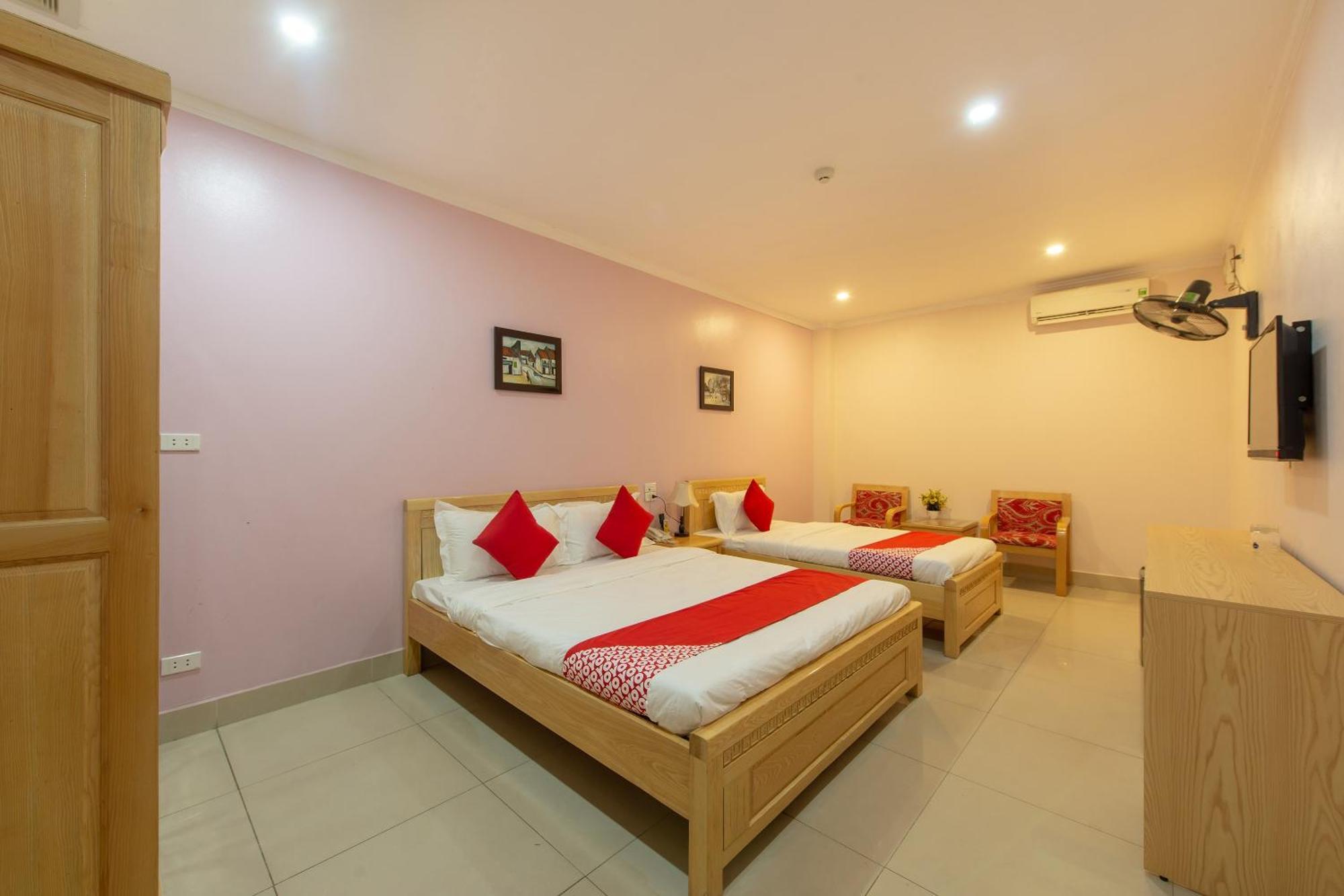 Capital O 417 Truong Son Hotel Hanoi Eksteriør bilde